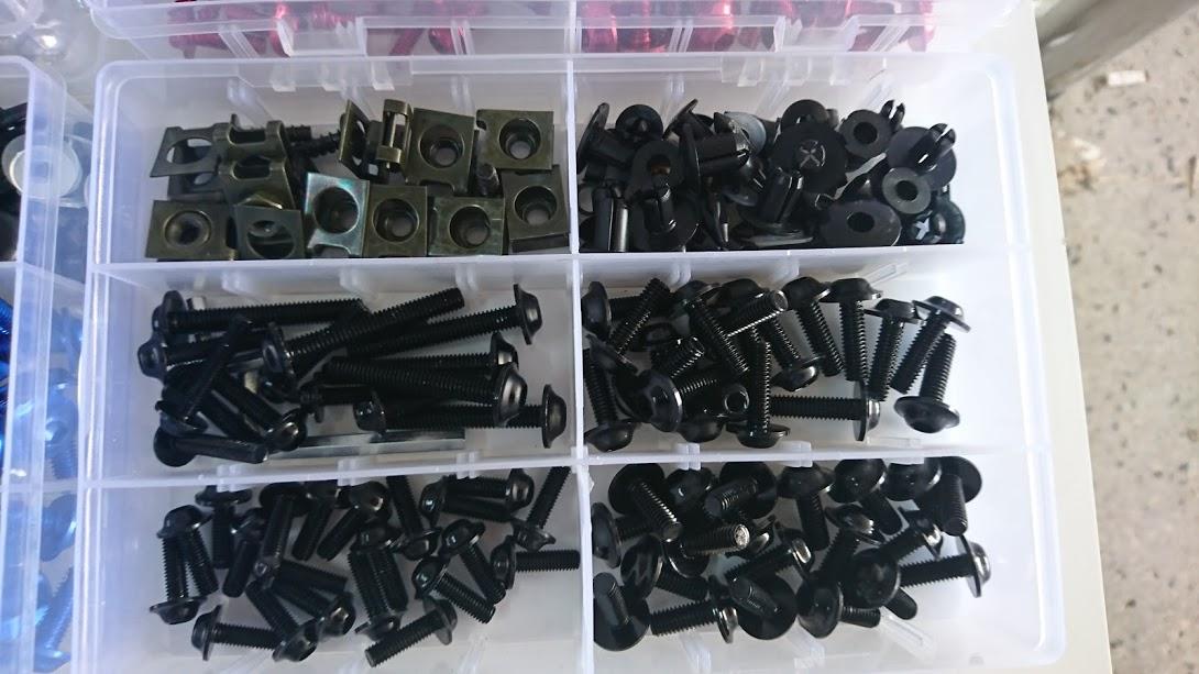 Suzuki GSX-R 1300 Hayabusa renkli grenaj vida seti hayabusa vidası