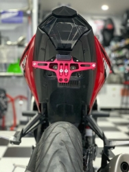 yamaha r25-Mt25 üniversal park lambalı renk seçenekli plakalık
