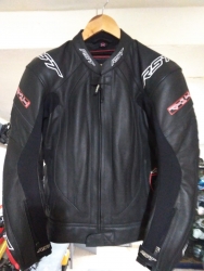RST deri mont 50 beden tüm korumaları mevcut