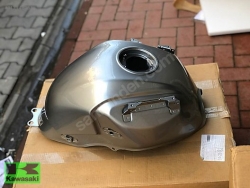 KLE 650 DEPO VERSYS 650 DEPO SIFIR ORIJINAL KAWASAKİ URUNDUR GUNCEL SATIŞ FİYATI 7300 TL DİR KAMPANYA FİYATI 2000 TL DİR PAZARLIK YOKTUR