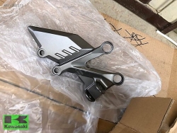 Z 250SL SAĞ BRAKET Z 250 SL SAĞ BRAKET NİNJA 250 SL SAĞ BRAKET