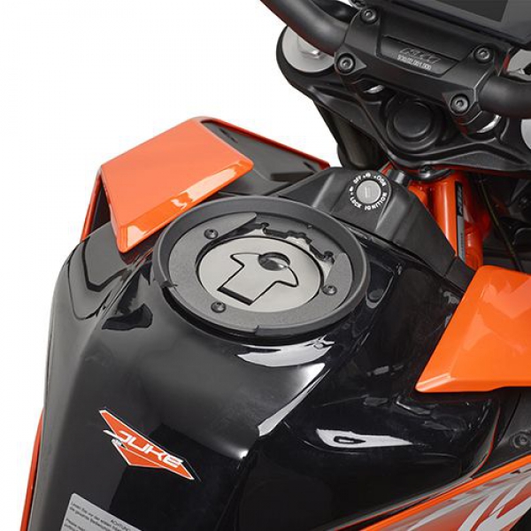 KTM Duke 125-390 (17 > 19) Depo Üstü Çanta Bağlantısı Givi BF33
