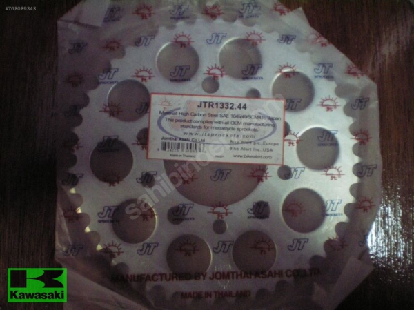 JTR1332.44 VT 600 ARKA DİŞLİ ŞHADOW 600 ARKA DİŞLİ JT MARKA  525 ZİNCİR KULLANIR 