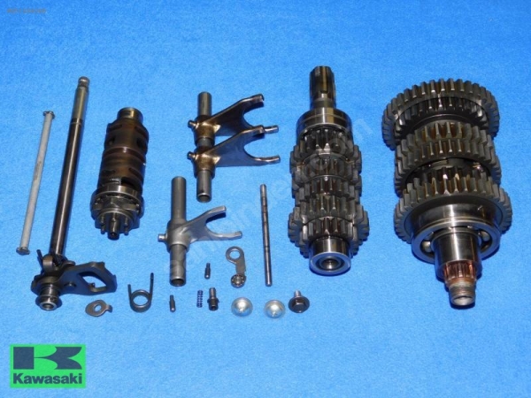 00-05 SUZUKİ GSXR 750 ŞANZIMAN GSX- R750 ŞANZIMAN GSX-R 750