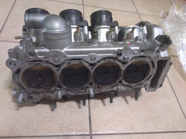 1999 -2002 yamaha r6 üst kapak dolu