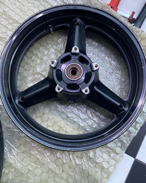 Suzuki İnazuma arka jant 