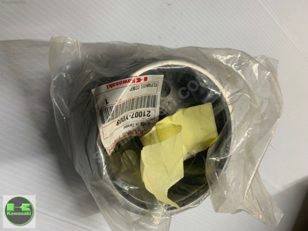 kawasaki j 300 volant j300 volant mıknatız rotor sıfır orıjınal  21007-Y008 PARÇA KODU 