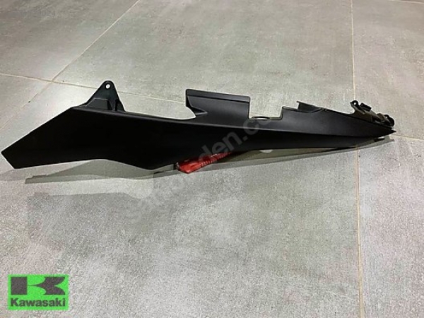 NC 700 KUYRUK GRENAJI NC 750 KUYRUK GRENAJI SOL TARAF SIFIR ORIJINAL URUNDUR 