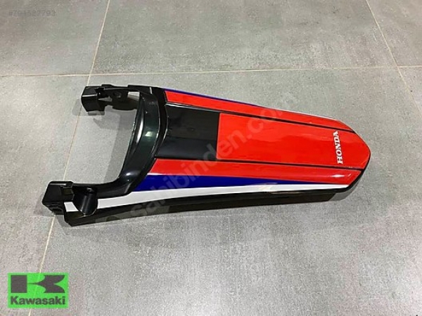 CRF 250 RALLY KUYRUK GRENAJI CRF 250 RALLY ARKA KUYRUK STOP ÜSTÜ