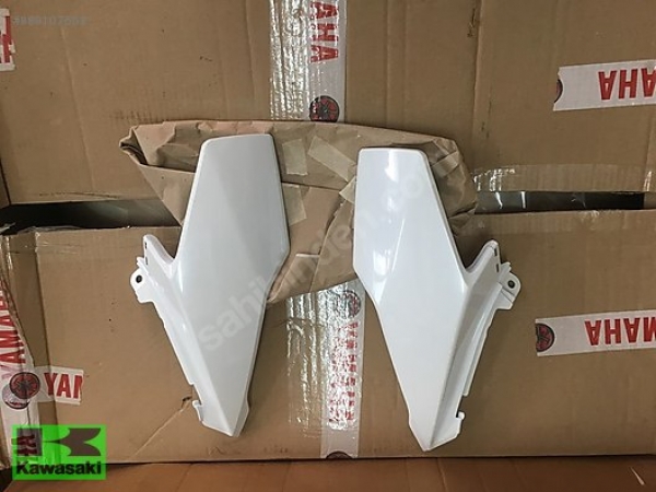 HONDA CBR 650 F KAFA GRENAJI CBR 650F KAFA GRENAJI BEYAZ SAĞ SOL