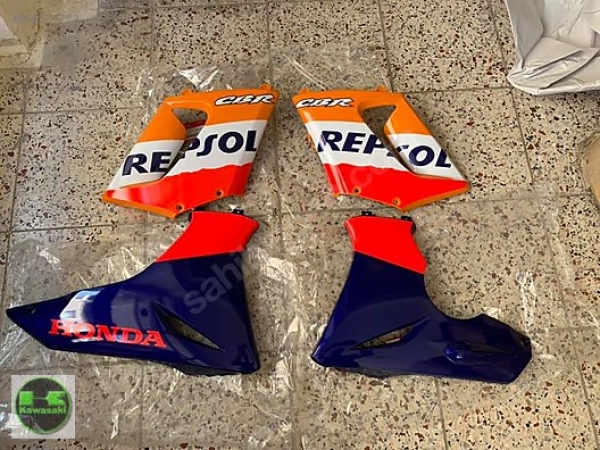 04-09 cbr 125 sağ sol grenaj sakal seti 4 parça sıfır orıjınal repsol   sıfır 
