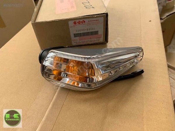 suzuki gsr 600 arka sinyal sağ taraf sıfır orıjınal gsr 600  sıfır 