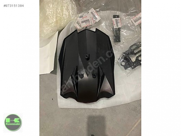 10-13 KAWASAKİ Z 1000 MONO KAPAK SIFIR ORIJINAL Z100 MONO KAPAK  URUN SIFIR ORIJINALDIR 
